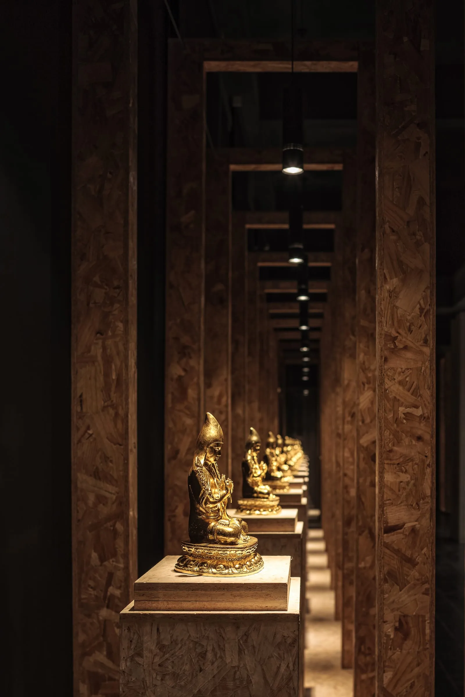 GOLD FOIL ART MUSEUM